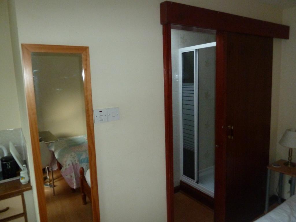 Hillside Self Catering Bed & Breakfast Salisbury