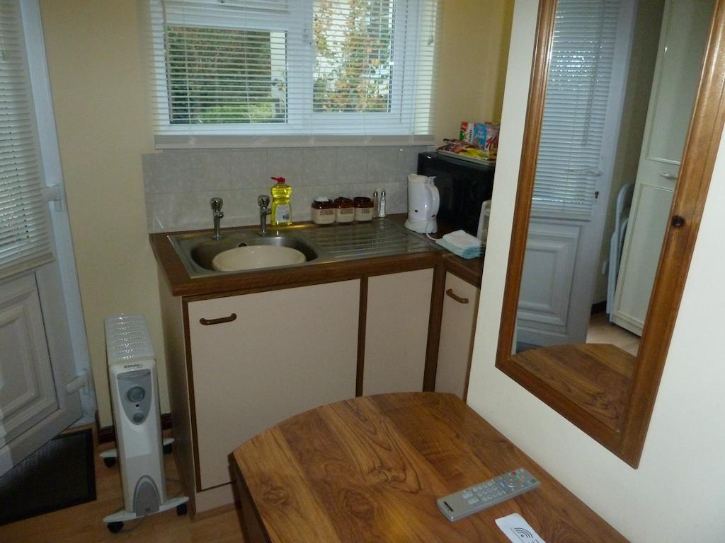 Hillside Self Catering Bed & Breakfast Salisbury