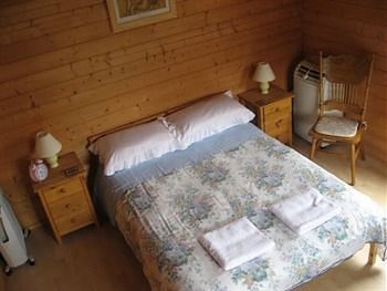 Bed & Breakfast Hillside Self Catering Salisbury