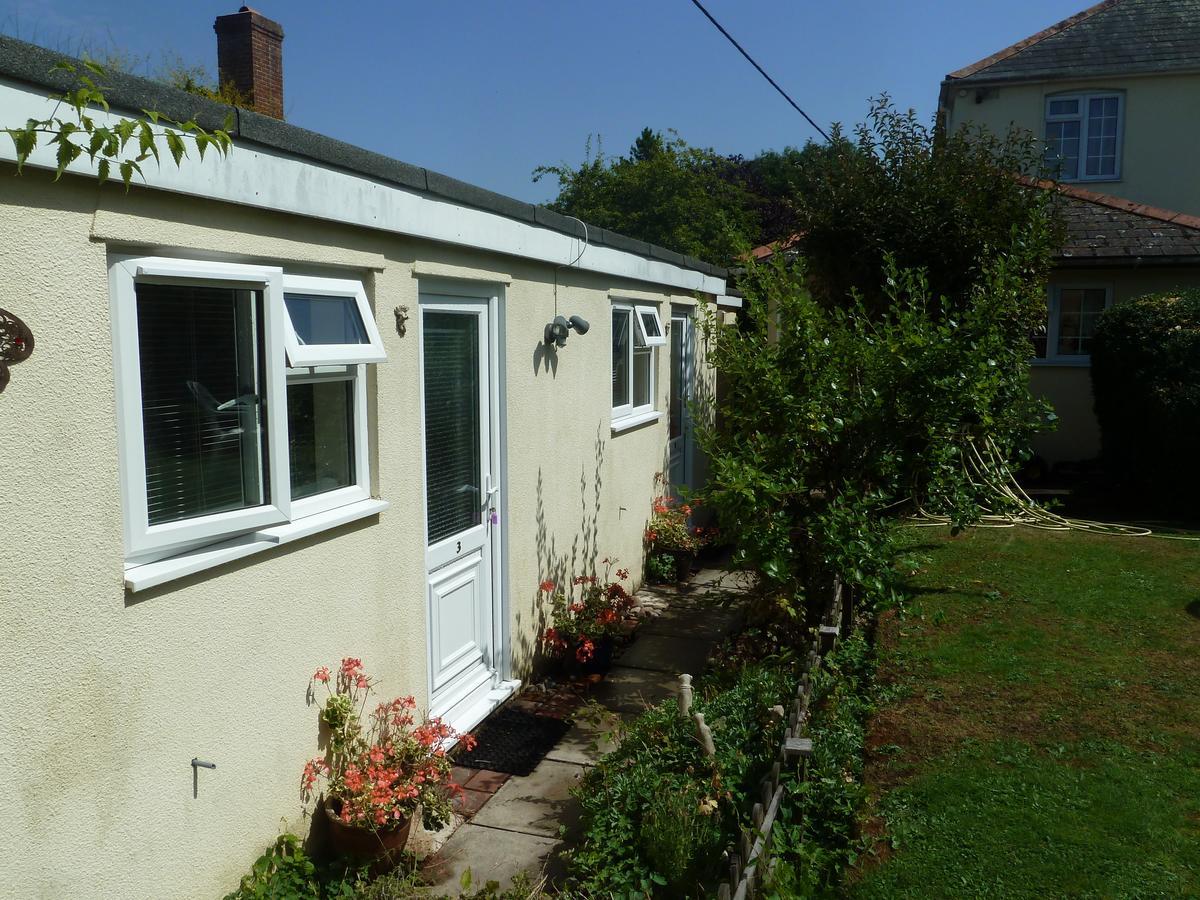 Bed & Breakfast Hillside Self Catering 4*