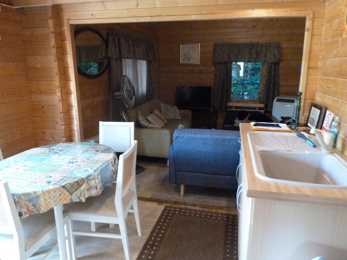 Bed & Breakfast Hillside Self Catering