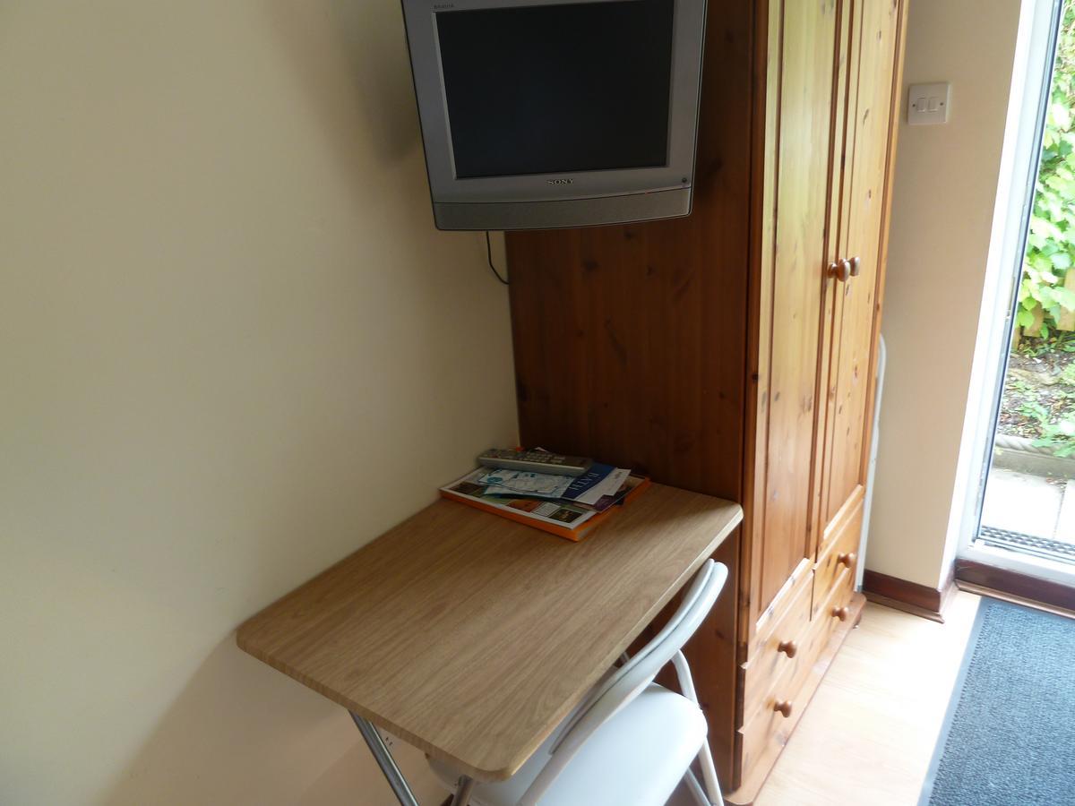 Bed & Breakfast Hillside Self Catering 4*